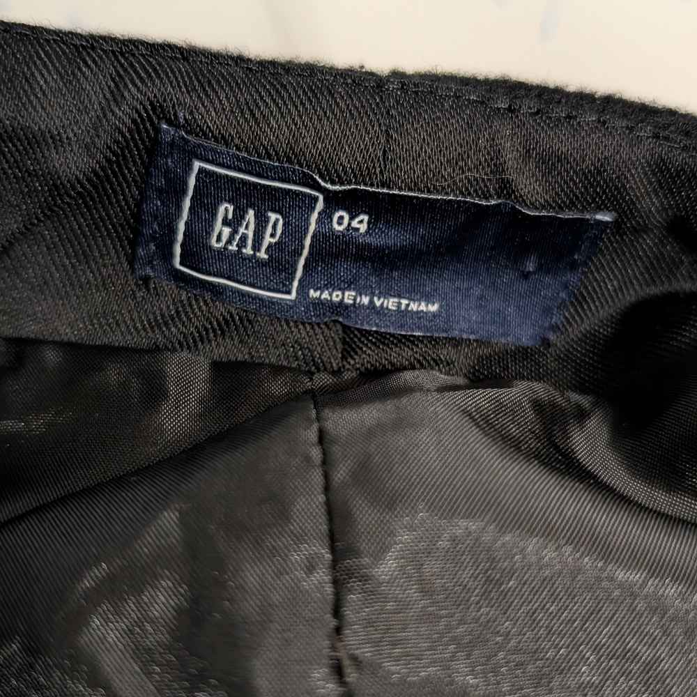 GAP Black Mini Skirt with Zipper Accent - Picture 5 of 8